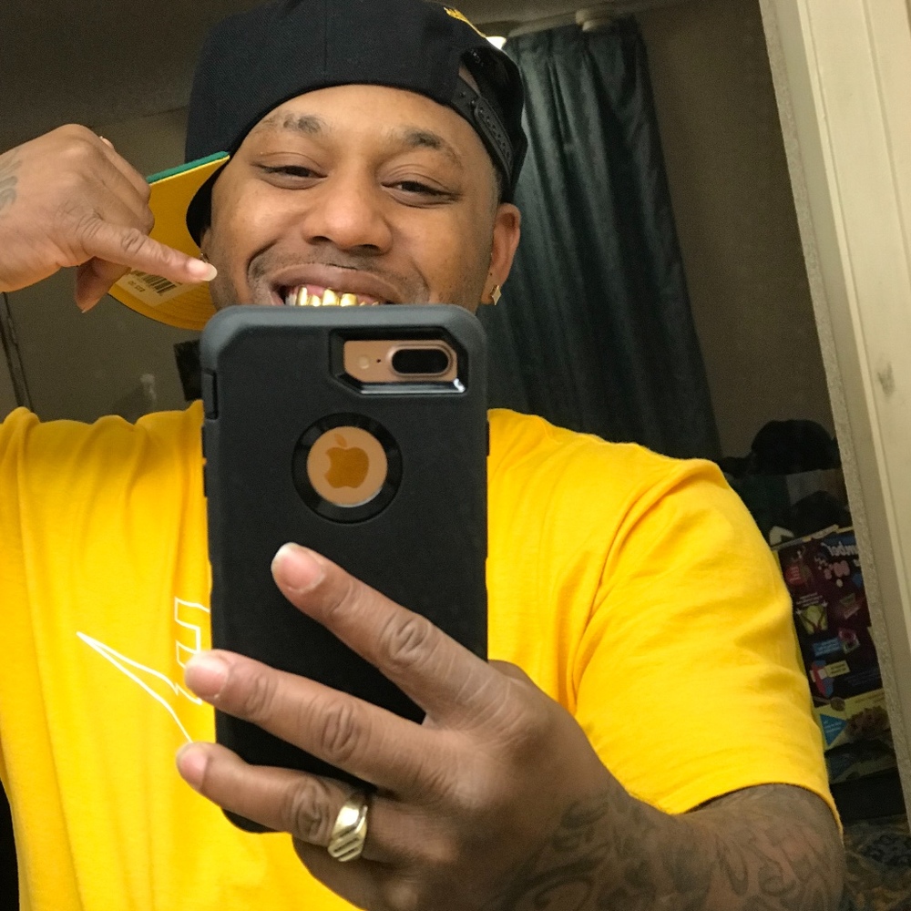 Meet your Posher, Charles